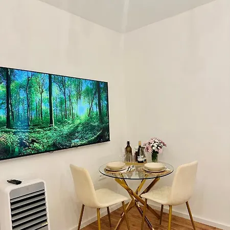 Apartamento Castle Hill In Old Town Of With Free Parking *